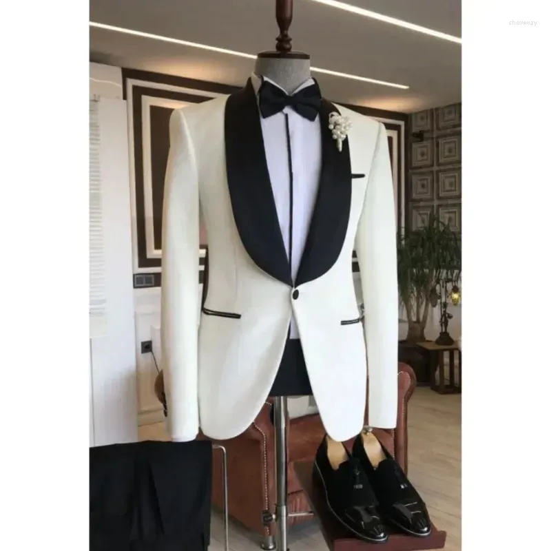 Herrenanzüge formelle 2 Stücke Männer Set Jacke Hose schwarze Schal -Lappel Hochzeit Smoking Mann Kleidung kluge lässige, elegante Anzug Outfit Kee