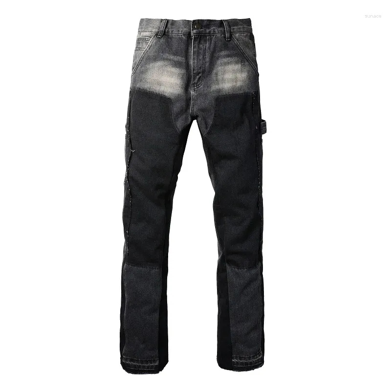 Jeans pour hommes, les hommes libèrent l'ourlet de cargaison en denim épissé Pattué sans extension pantalon de botte de botte de botte noires pantalon de charpentier évasé