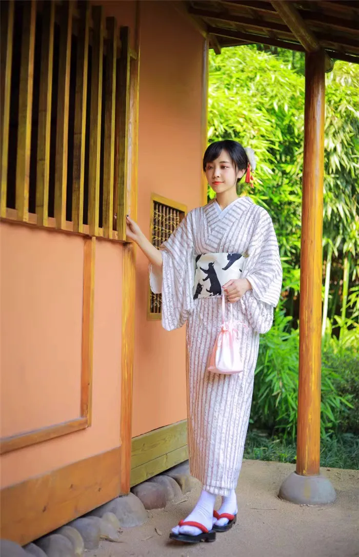 Japanese Kimono Yukata: Small Lace Patterns, Traditional