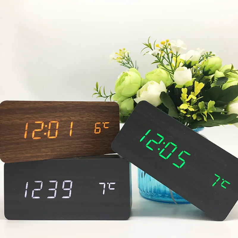 Horloges LED en bois Bureau de bureau de bureau Table de montre en bois Contrôle de la voix numérique en bois électronique horloge de bureau numérique Clock