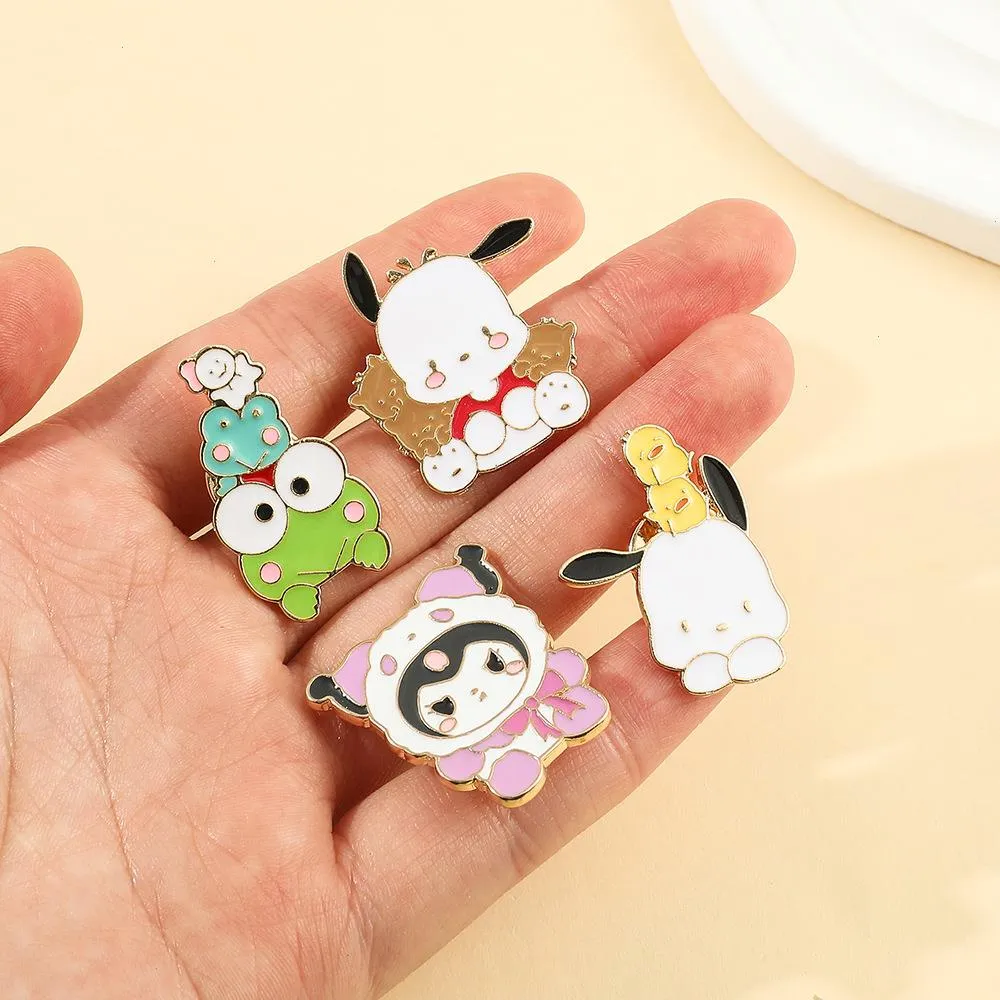 29 colores Kuromi Melody Cupcake Brooch Licencias lindas Películas de anime Pins Hard Enamel Collect Broche Broche Back Bag Bols