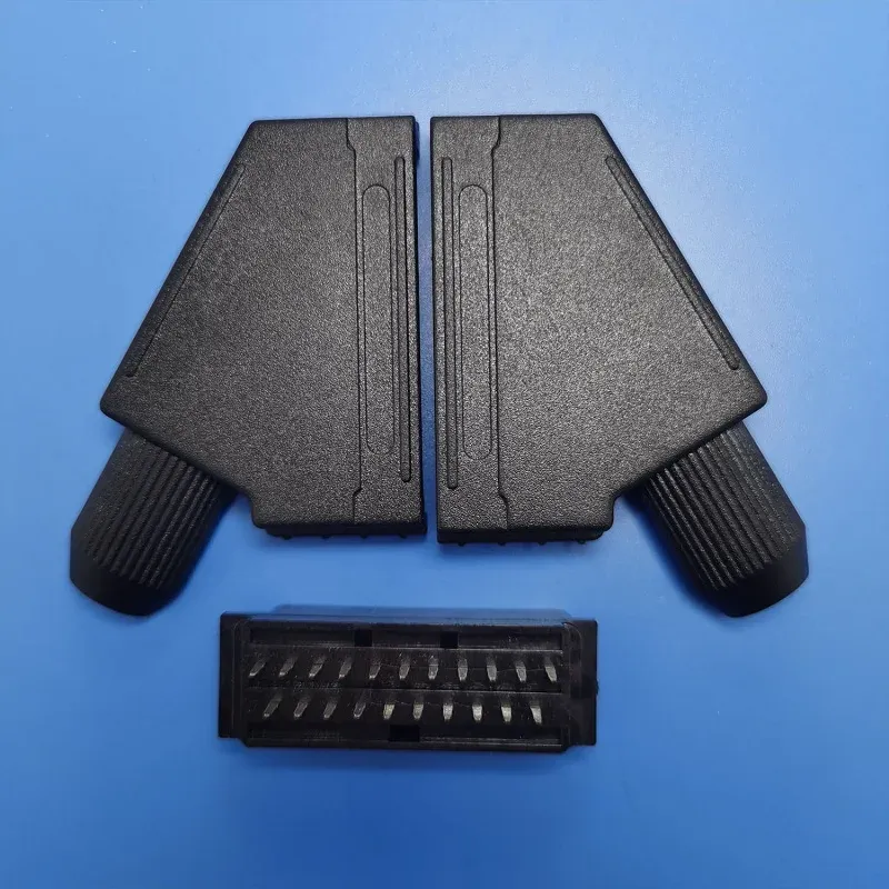 Male-to-Male SCART Coupler / Adapter – Connect SCART Cables Easily