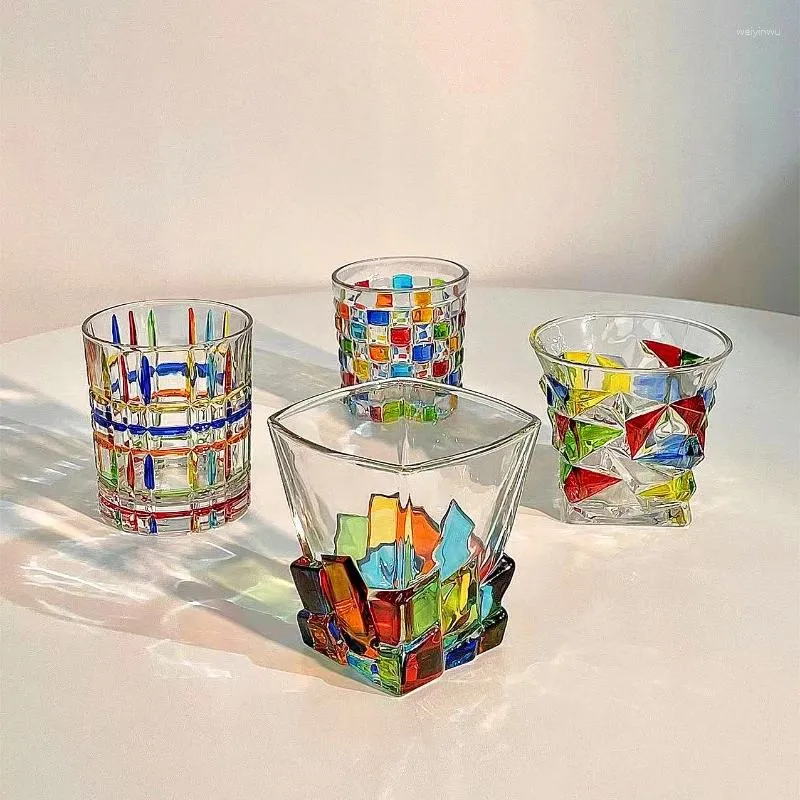 Vinglasglasögon Europeisk stil färgglad whisky handmålad målat glas kreativt målade vatten mors dag gåva