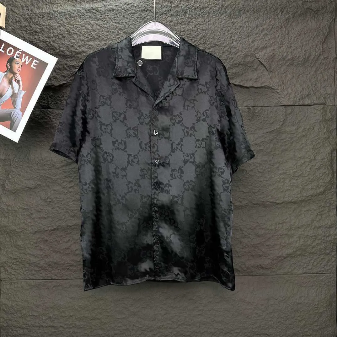 مصمم تطريز قميص رجال زر غير رسمي لأعلى قميص الصيف القميص الرسمي القمصان التجارية غير رسمية قصيرة الأكمام القمصان رجال القمصان تنفس القمصان