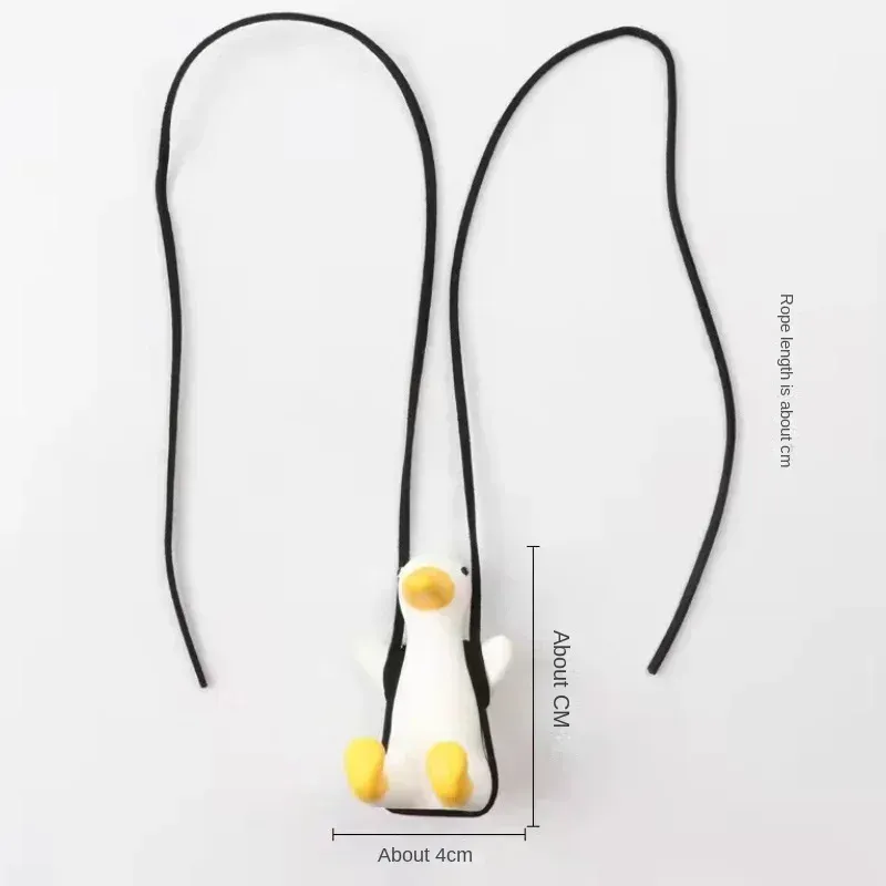 Gypse mignon Anime Car accessoire swing pendentif de canard automatique Miroir de recul