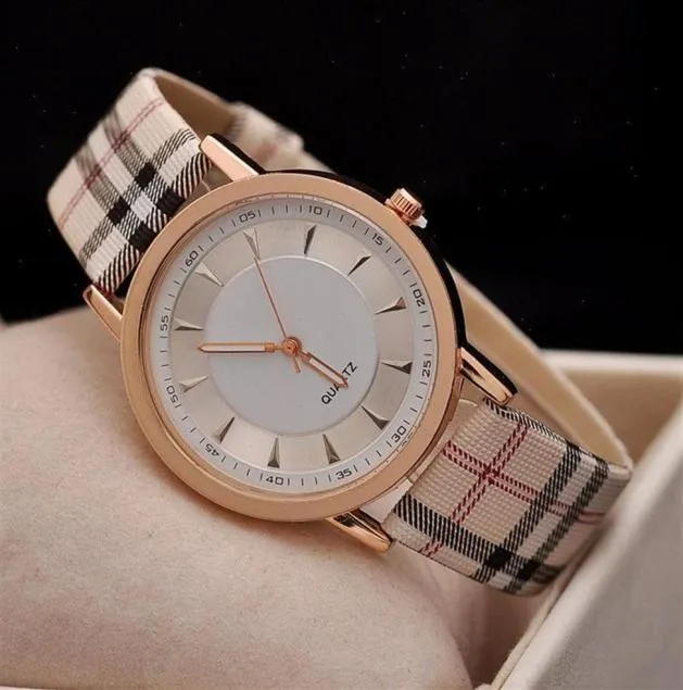 ブランドファッションクォーツレディースウォッチ格子縞の時​​計ローズゴールドダイヤルドレスカジュアルな腕時計レリジオフェミニノ女性ウォッチ24391261497