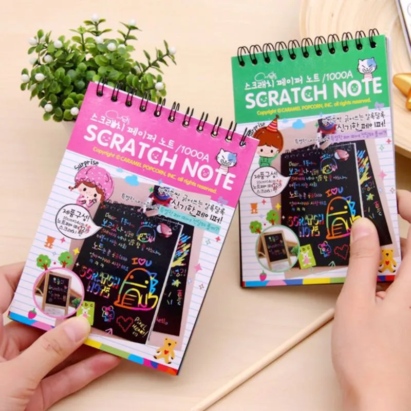 3 datorer Barn som ritar graffiti Bokmålning Diy Craft Paper Educational Toys Magic Color Rainbow Scratch Note Art Paper Cards