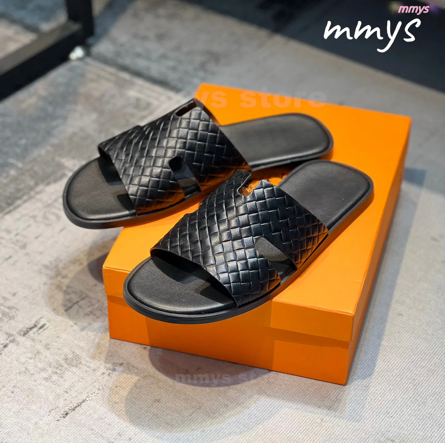 Designer Beach Slippers Luxury Summer Izmir Sandals Hommes Fashion Vérite en cuir authentique Lazy Flat Home Sfuffs Casual Slides Slipper