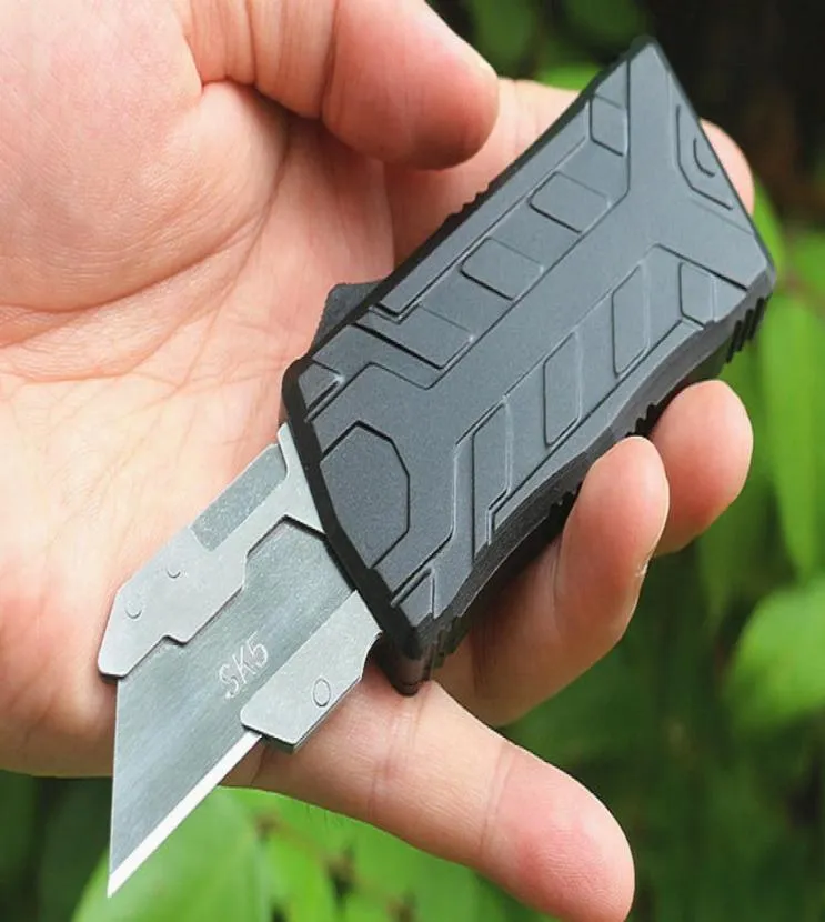 Specialerbjudande M6677 Automatisk taktisk kniv SK5 Satin Blade CNC Aviation Aluminiumhandtag EDC Pocket Paper Cutter Knives med 5st4980573