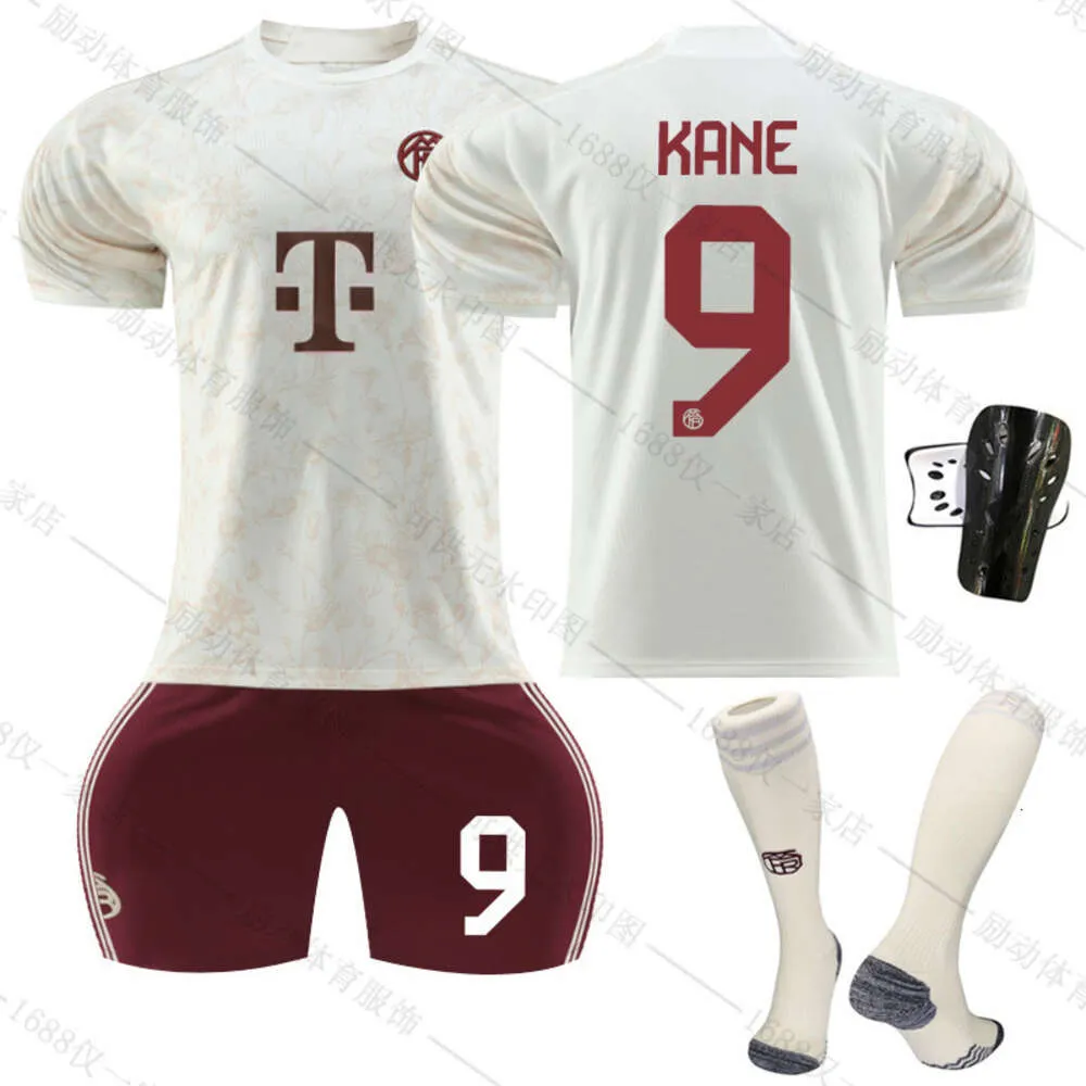 2324 Bayern 2 Emblème de l'équipe spéciale de l'édition spéciale n ° 9 Kane 10 Sane 25 Muller Football Jersey Set