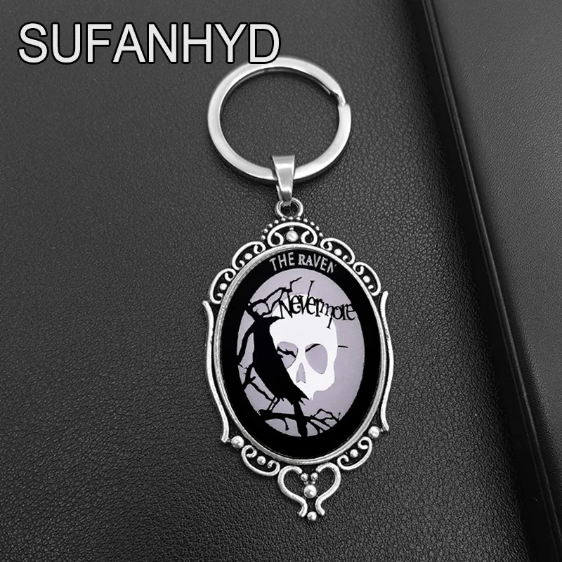 Grim Reaper Keychain: Gothic Halloween Decorations
