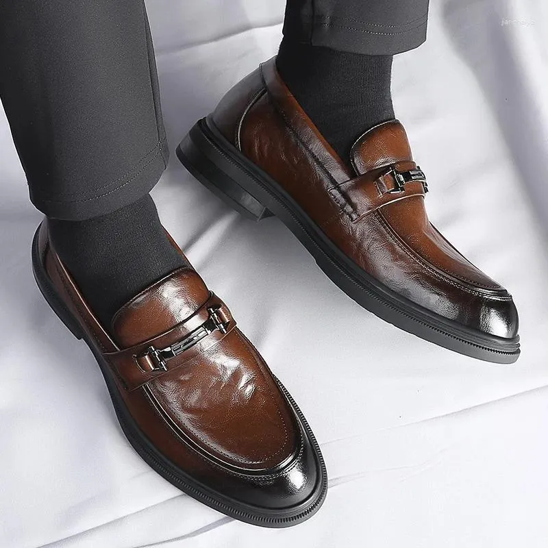 Casual Shoes Men Shoe All-match Business Leather 2024 Mens Loafers Breathable Slip On Driving