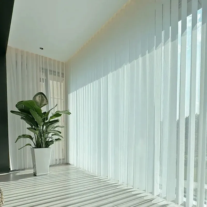 Personalizado Recarregável Motorizado Vertical Sheer Blinds Controle remoto Cortinas elétricas na moda com pista de manuseio aberto fácil