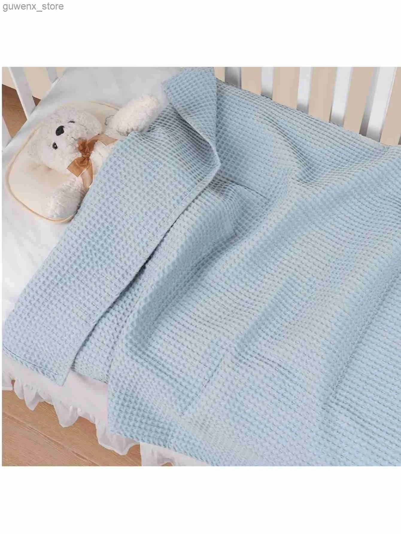 Couvertures émouvantes Waffle Baby Couverture personnalisée Super Soft New-Born Coton Litteur en tricot Couverture Cadeau Musline Y240411