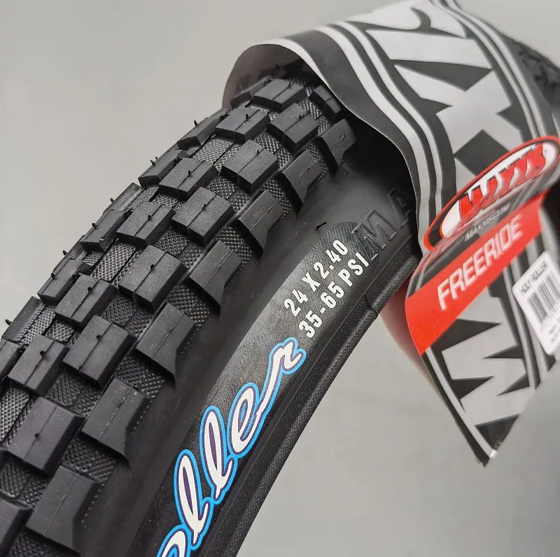 Maxxis Holy Roller 24