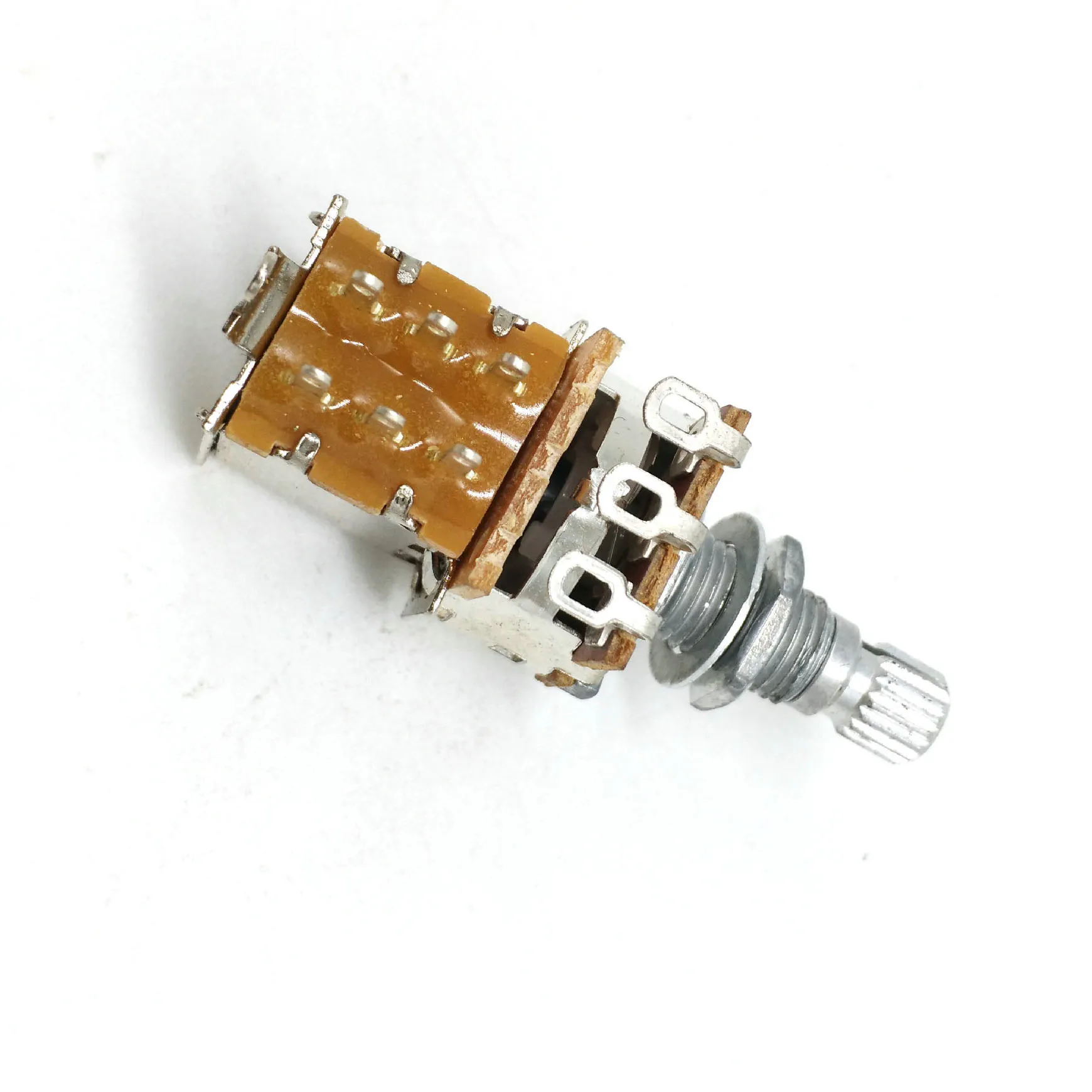 Guitar Potentiomètre Pot Push / Pull Pot avec bobine à borne à borne à borne à bobine à bobine à bobine A500K / B500K