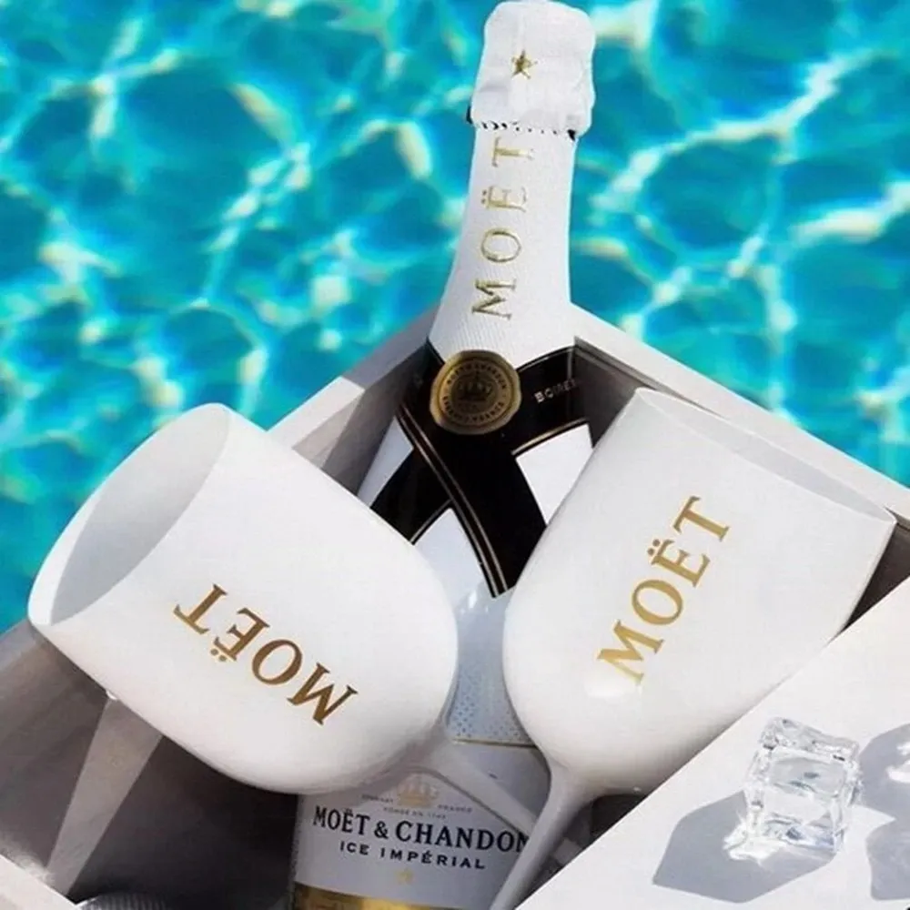 Bicchieri da Champagne da 150 Ml, 2 Bicchieri da Flute da Champagne a Doppia Parete, Bicchieri da Spumante Senza Stelo in Vetro, Flute da Champagne Isolati a Parete per Feste di Compleanno