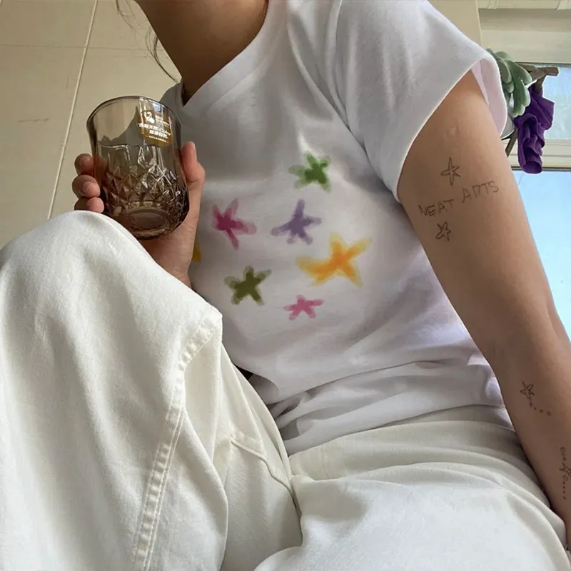 Karrram Japonais Kawaii T-shirt 00S HARAJUKU TEE-shirt blanc Fairycore Y2K Tops mignon étoiles imprimées à manches courtes Tshirt E-Girl 2000