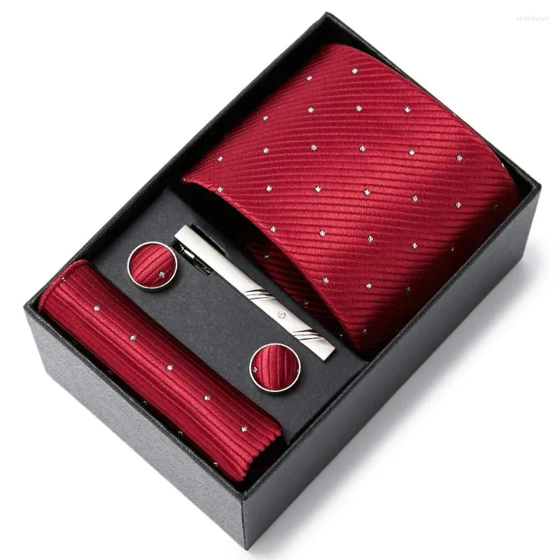 Bow Ties 2024 Style Wedding Gift Tie Pocket Clares Set Coldie Box Men Ajustement des accessoires de costume noir solide