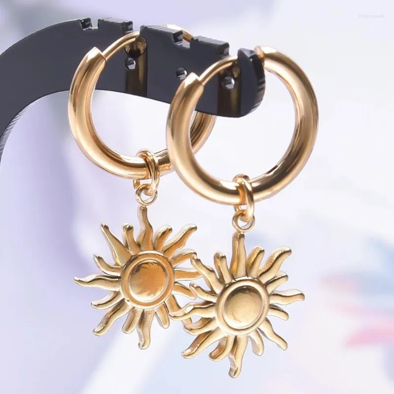 Orecchini a pennaglietta Punk Vintage Design vintage Sun Hoop Flower Huggie per donne Accessori per gioielli Hip Hop Men pendientes Piercing Brincos