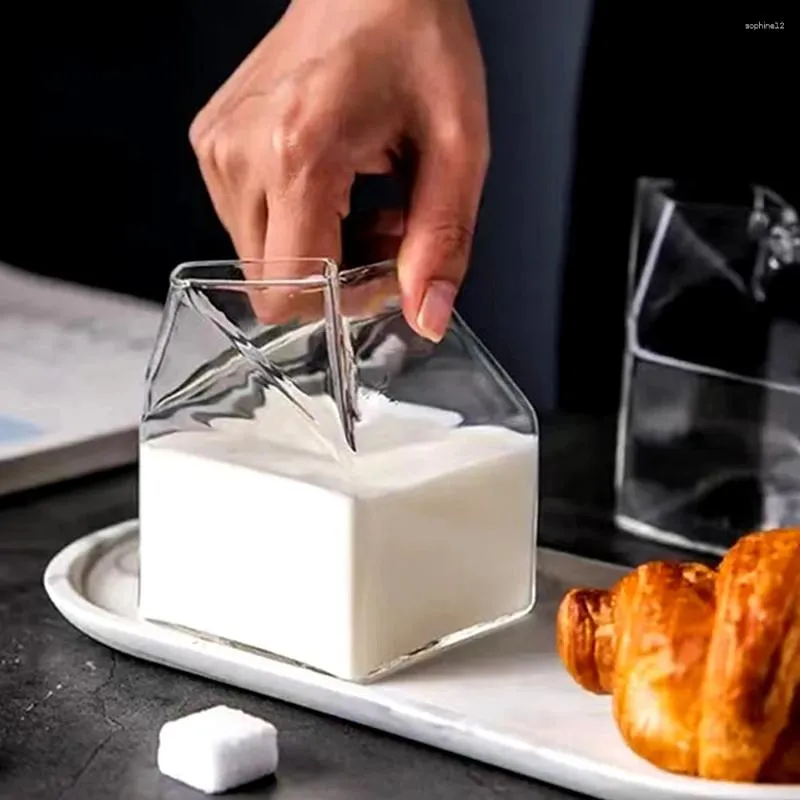 Kieliszki do wina Szklane mleko karton uroczy przezroczysty kubek Kreatywny napój śniadanie w wysokości odporne na przybory kawa