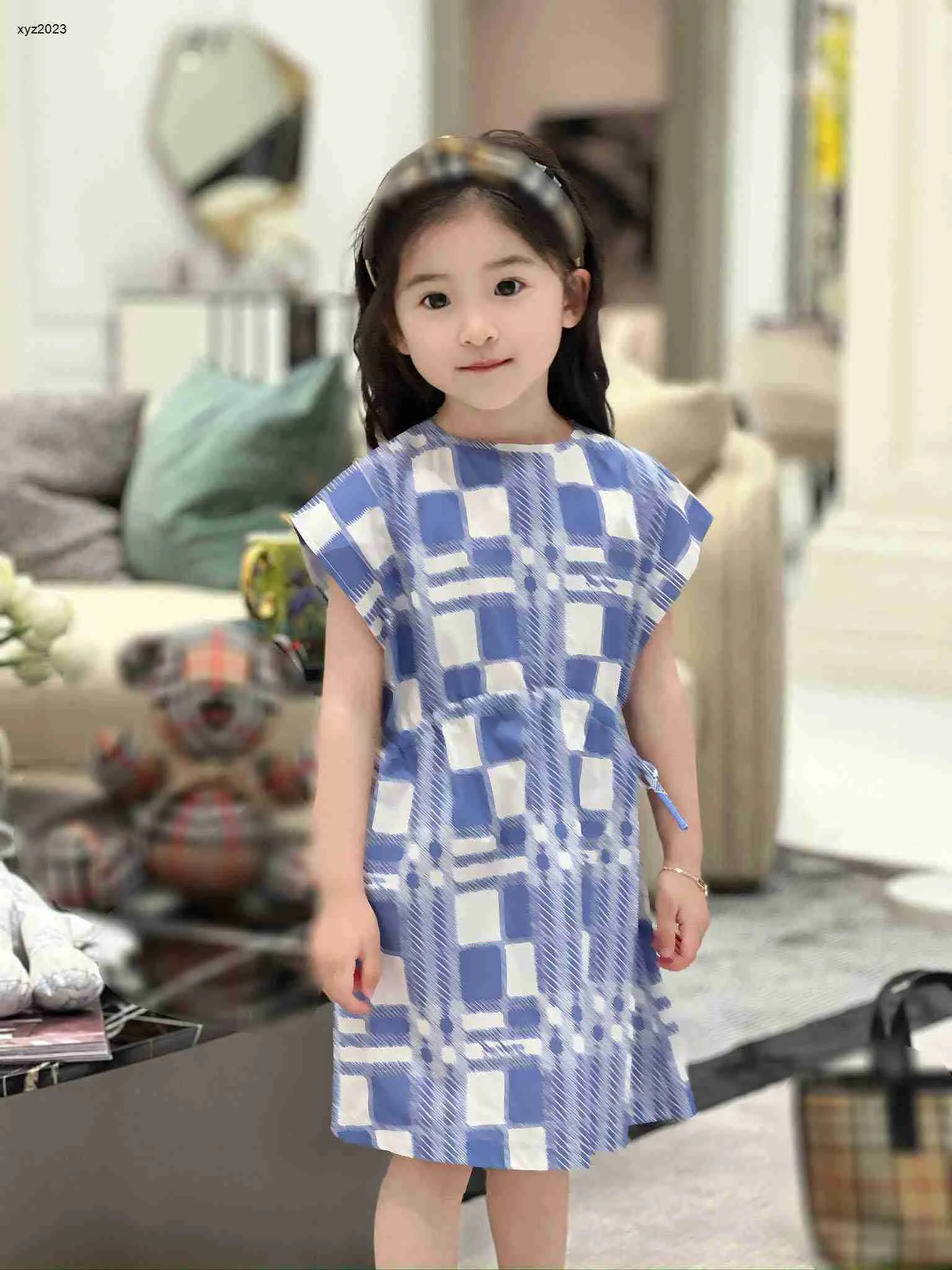 Fashion Girls Party Dress Blue and White Ploid Design Gonna per bambini taglia 100-160 cm Designer Designer Abito estate Abito da principessa 24April