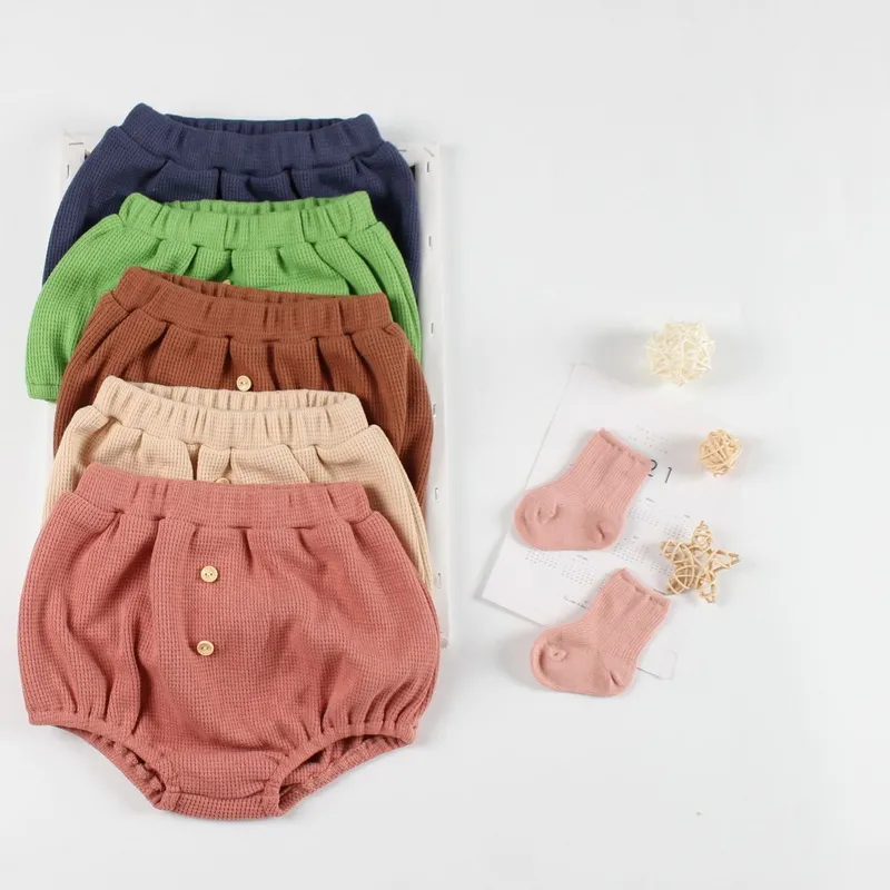 Koreaanse stijl Nieuwe herfst Baby Girl Boy Shorts Beige Bruine Navy Roze Elastische Taille Diaper Covers PP Pants Kinderkleding E22001