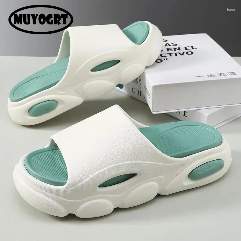 Slippers Unisex Cloud Eva Soft Sandals Женщины 2024 Толстое наполованное дизайнерское дизайнерское обувь Пара дома не скользящие пляжные слайды