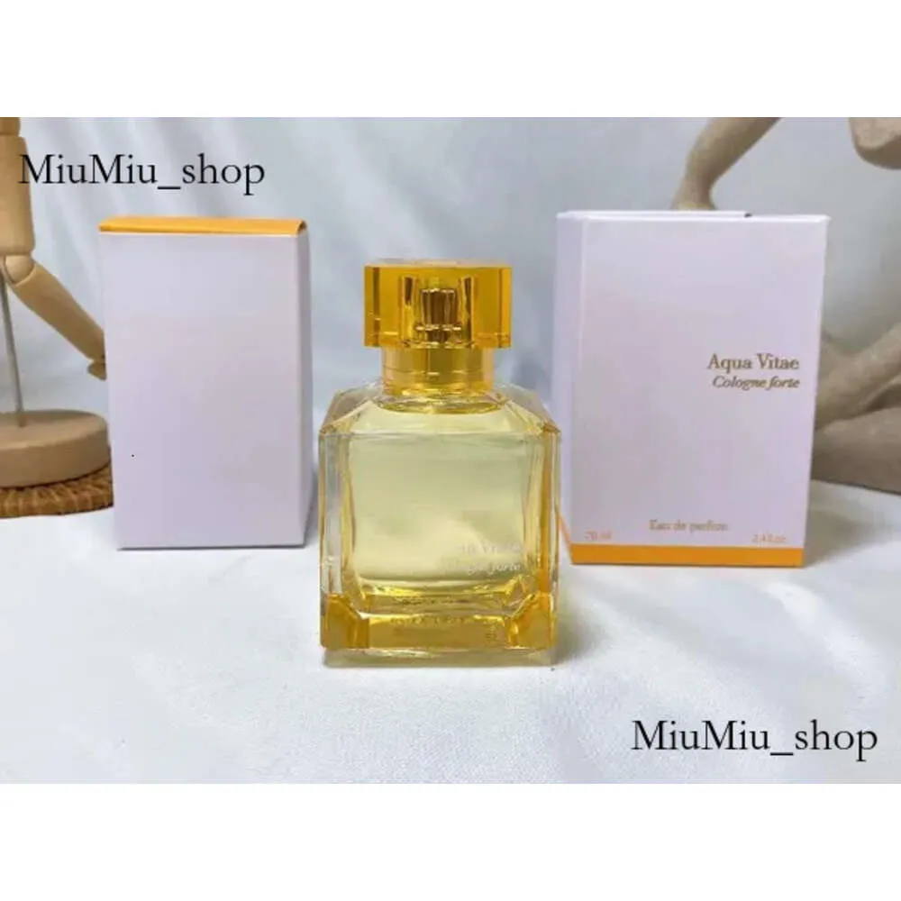 Top Unisexe Original Perfume Men and Women Sexy Spray Spray Lasting Disting Fragrance 9413