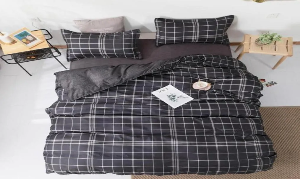 58 Geometrische schwarze Plaid -Bettwäsche Set Bettbedeckungsbett König Queen -Size -Bett Set Kissenbezug Bettdecke Bettzeug Sets2013412