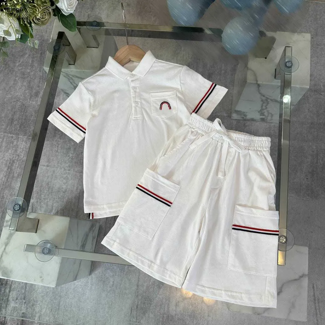 Brand Boys Kurzarm Set Kids Designer Kleidung Baby Tracksuits Größe 100-150 cm Solid Farb Design Polo-Shirt und Shorts 24APRIL