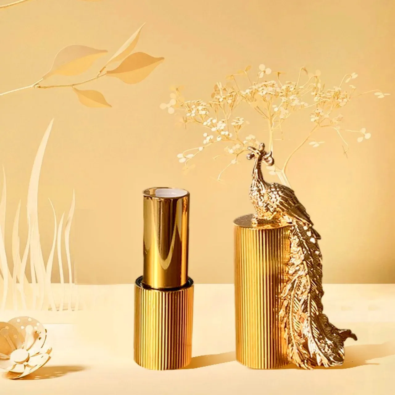 1 st tomt läppstiftrör Luxury Metal 3D Gold Phoenix Lipstick Bottle 12.1mm DIY Super Luxurious Makeup Packaging Lip Balm Tube 240410