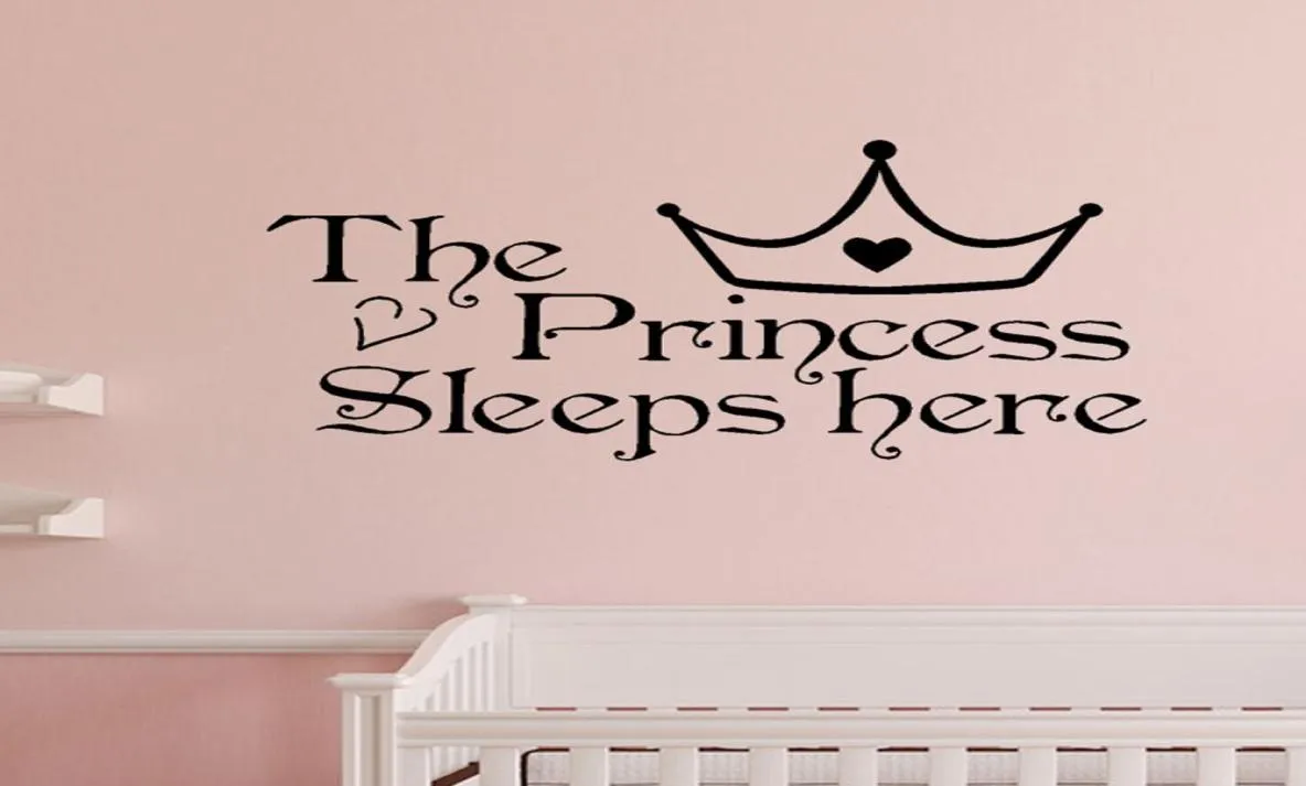 Hemvägg konst prinsessa sover här vägg dekaler hem dekor konst citat sovrum tapet vägg klistermärke3569143