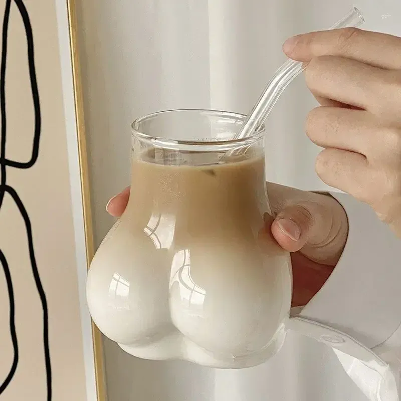 Bicchieri di vino divertenti sexy sexy buglass tazze di tè il latte ghiacciata moderno semplice domestica creativa resistenza ad alta temperatura personalità l