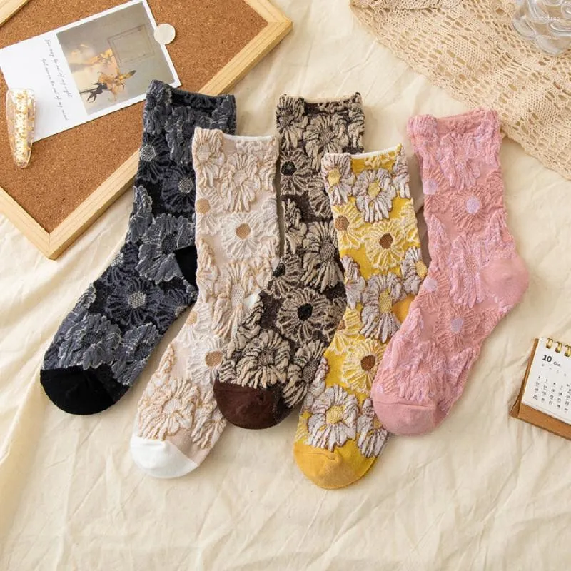 Women Socken Chic Retro Stickerei Sonnenblume Japanisch Kawaii süße ethnische Lolita Relief Lace Flower Crew süßes Geschenk Dropship