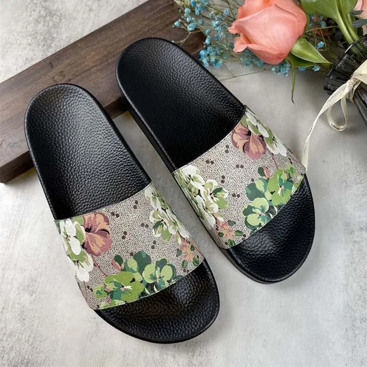 Designer Sandalen Sliders Summer Beach Fashion Women Men Luxe Flip Flops Letter Anatomic Leather Slide Claquettes Mules Scuffs Ladies Room House Outdoor Slippers