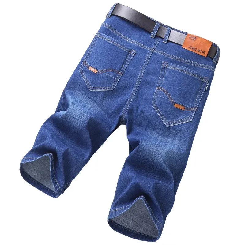 Män denim shorts 2024 sommarstil tunn sektion elastisk kraft smal passform kort jeans manliga märke kläder blå 240402