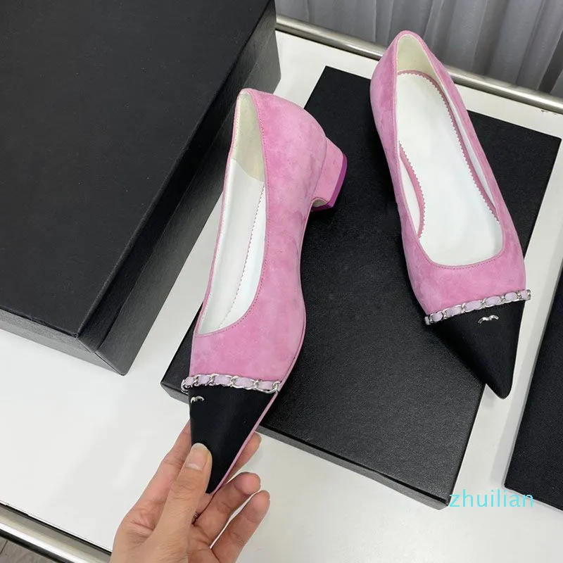 2024 Sandals Designer Pumps Hardware Matelasse Slipper Wedding Shoe for Woman