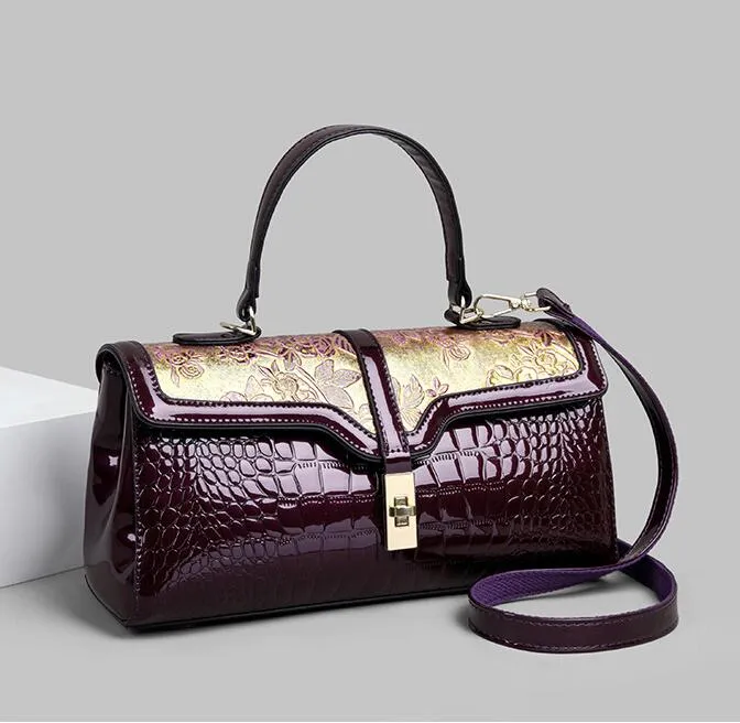 Lyxpatentläderhandväskor för kvinnor märkesdesigner mode kvinnors handväska axel crossbody väska nya damer party messenger purses