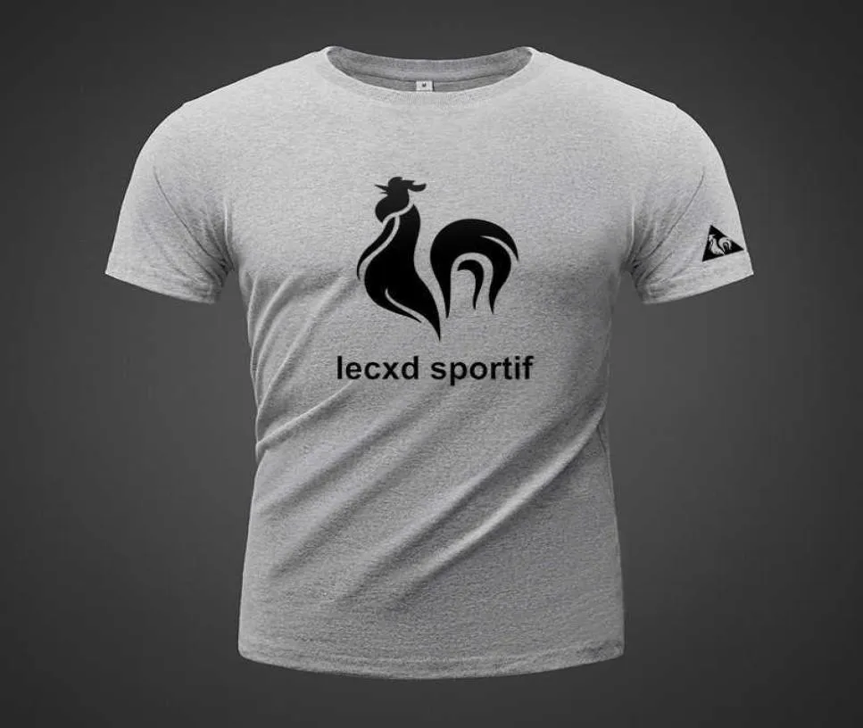 Le Coq Sportif Summer Klasik Kısa Kollu Tshirt artı gevşek Yağ Erkeksi Çok Yönlü Spor Yarım6529544