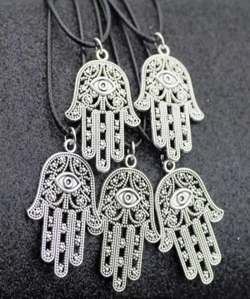 Gioielli Whole Lotti 50pcs Lucky Lega Lucky in lega fatima Hamsa Pendants ad amuleto Leccini per gli occhi di amuleto regalo per uomini donne HJ7096987