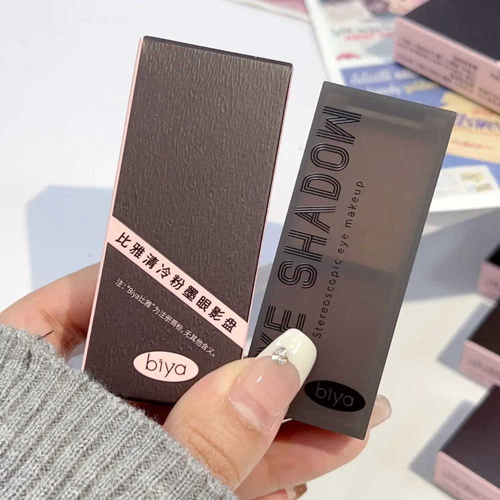 赤と黒のアイシャドウパレット：韓国のアイシャドウ、高顔料アイ