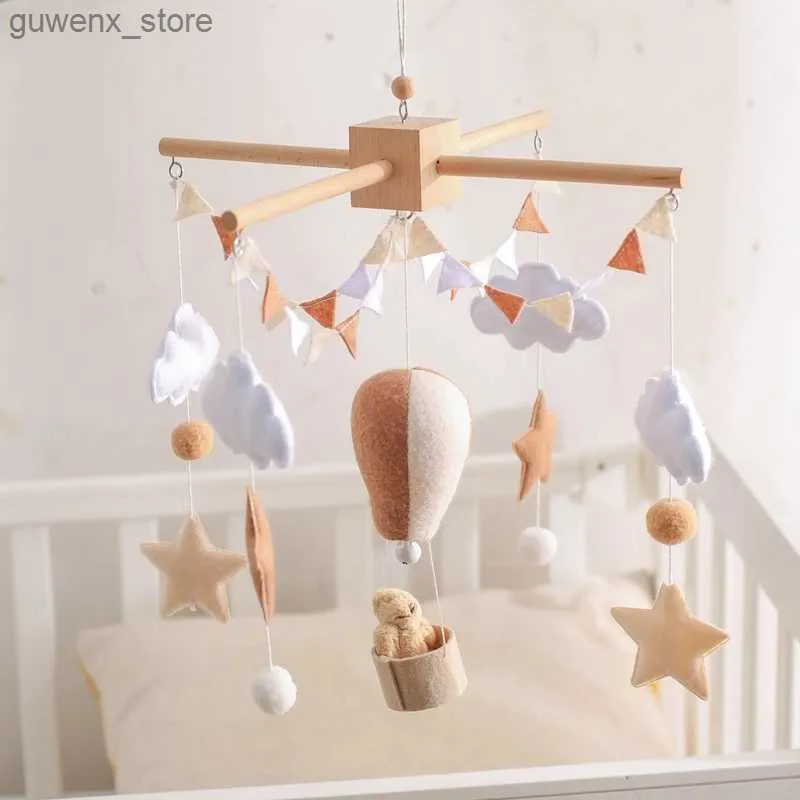 Mobiler# Baby Crib Mobile Träbäddklocka Rattle Toy Soft Felt Hot Air Balloon Wind Chime Pendant Nyfödd komfort Bed Bell Toys Baby Gift Y240412Y240417FAQ7