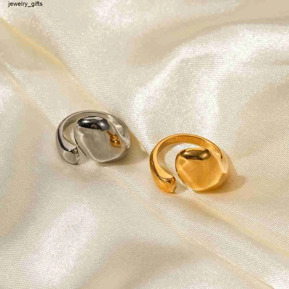 Designer Anello spesso in anello rotondo geometrico in oro inossidabile in acciaio inossidabile Elegante anello rotondo minimalista lucido per i gioielli da sposa femminile