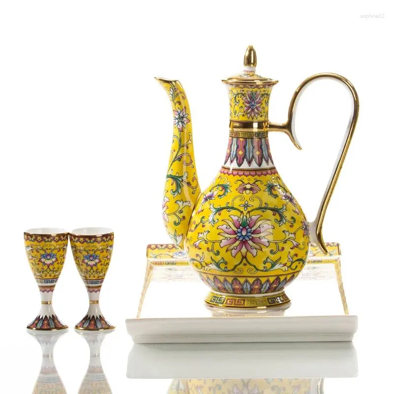 Ensembles de voitures en émail Ensemble de vin de ménage verre spirituel Jingdezhen céramique en chinois de style antique