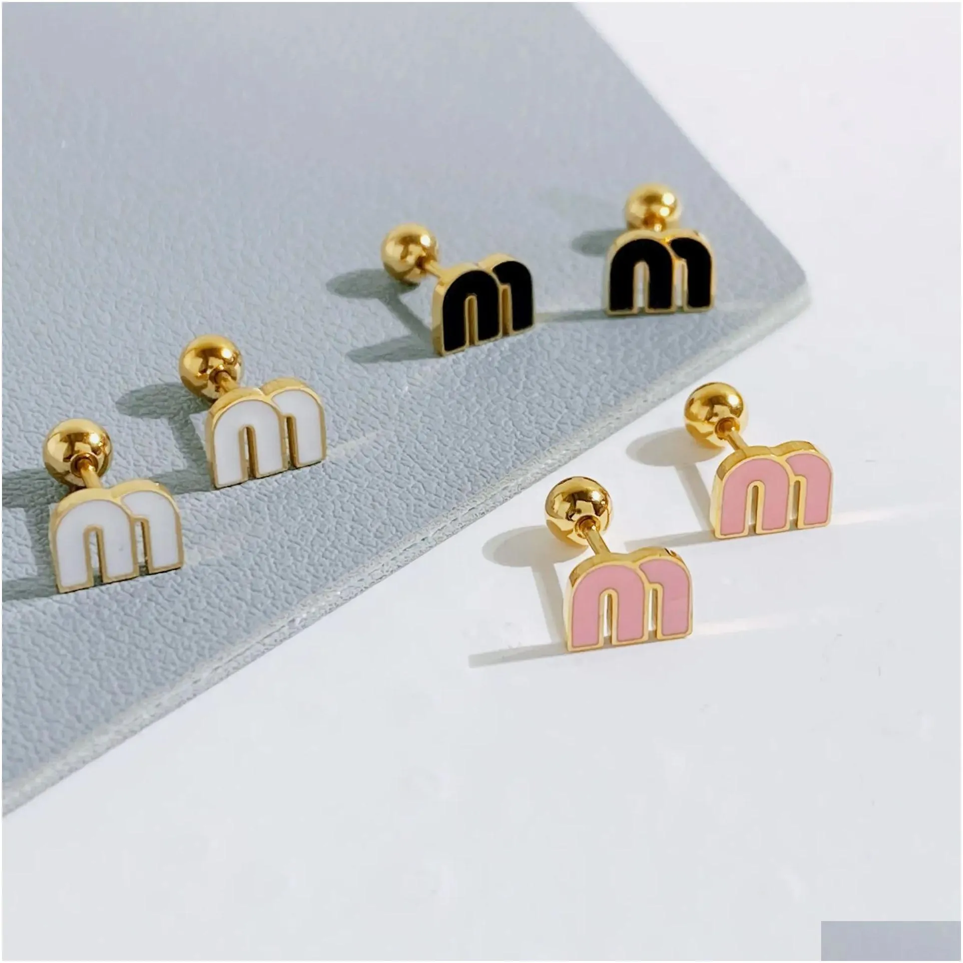 Stainless Steel Letter M Luxury Designer Stud Earrings for Women Fashion Brand Jewelry Delicate Cute Tiny Earring Earings Ear Rings