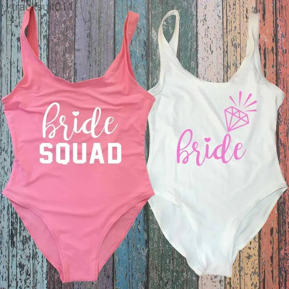 Swimwear Women's Swimwear 3xl Bachelorette Party One Piece Swimsuit Bride Bride Squad Lady Mariage Party Ligne High Leg Women Swimsuit Bikini C240412