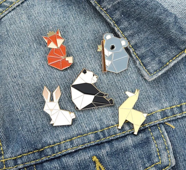 Origami Animal Enamel Pin Custom Fox Panda Koala Alpaca Rabbit Brooch Bag Clothes Lapel Pin Badge Cartoon Jewelry Kid Friend5042086