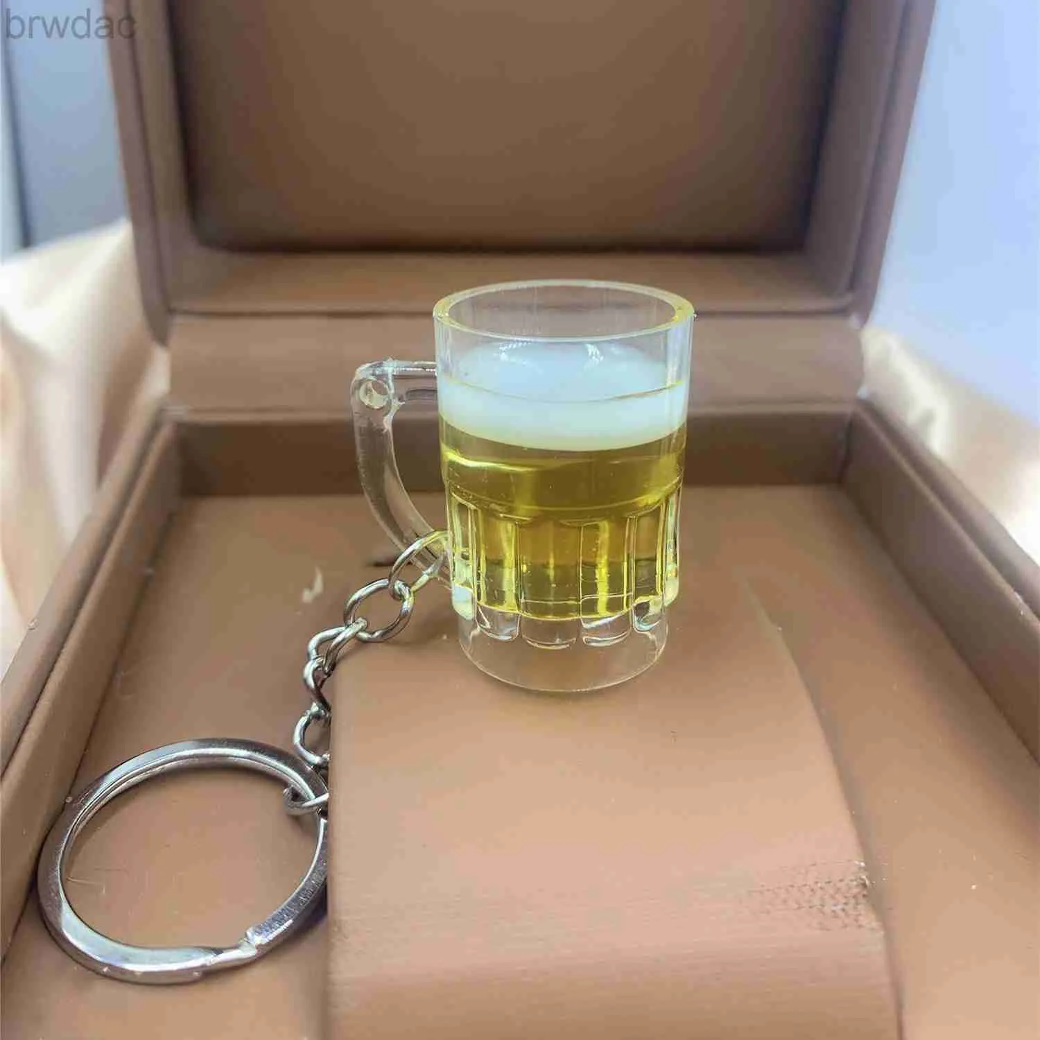 Sleutelringen Nieuwe simulatie Beer Mok Keychain Men en vrouwen Kense sleutelhanger Bag Hanger Groothandel 240412