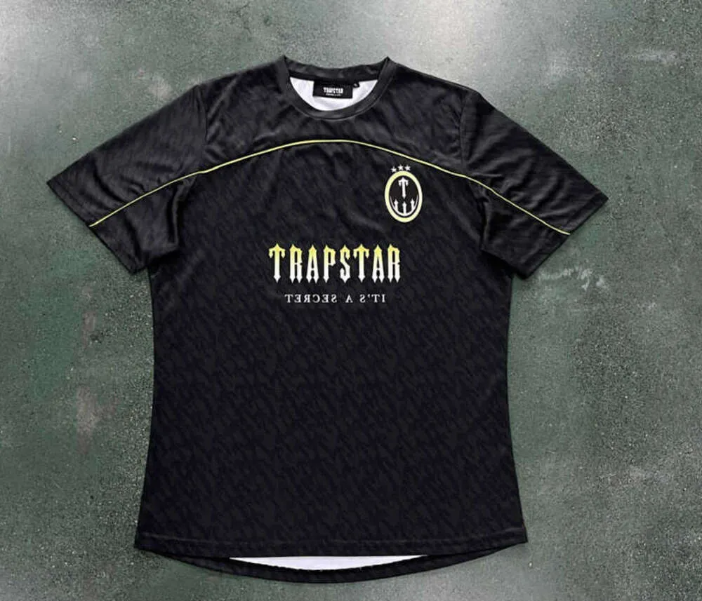 T-shirt de football pour hommes Designer Jersey Trapstar Summer Tracksuit un nouveau design haut de gamme 5 ans
